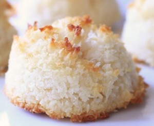 classic_coconut_macaroons_recipe_photo